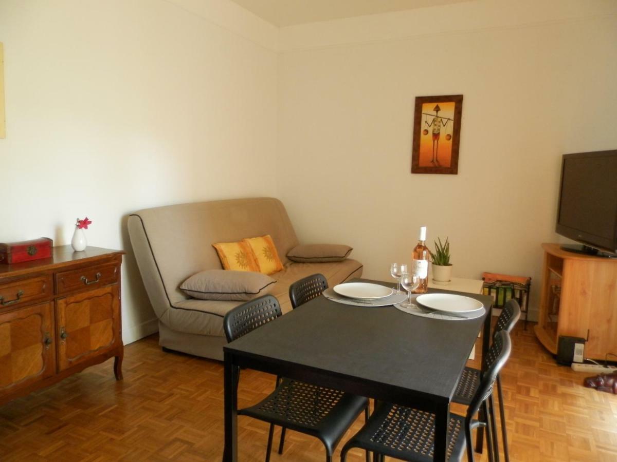 Les Pins . 2 P Calme Et Terrasse Apartment Nice Exterior photo